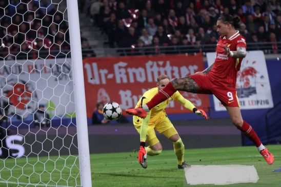 Tundukkan Villa 2-0, Liverpool Kokoh di Puncak Klasemen