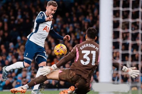 Tottenham Hancurkan Manchester City 4-0