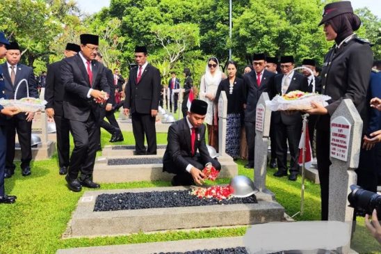 Wapres Pimpin Peringatan Hari Pahlawan di Kalibata