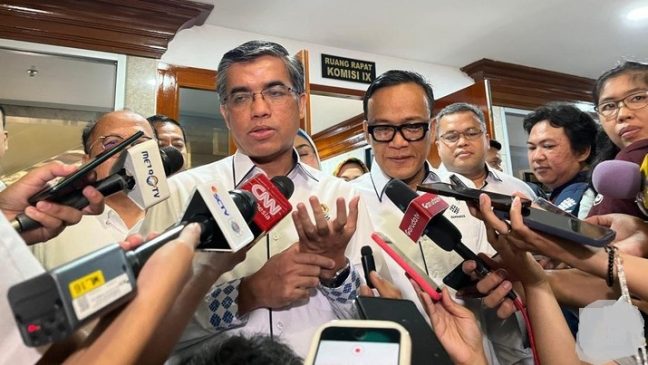 Pengumuman UMP 2025 Batal Besok