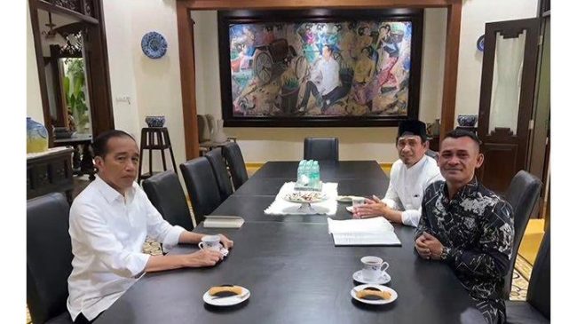 Adukan Konflik Lahan dengan Perusahaan, Dua Warga Kampar Temui Jokowi