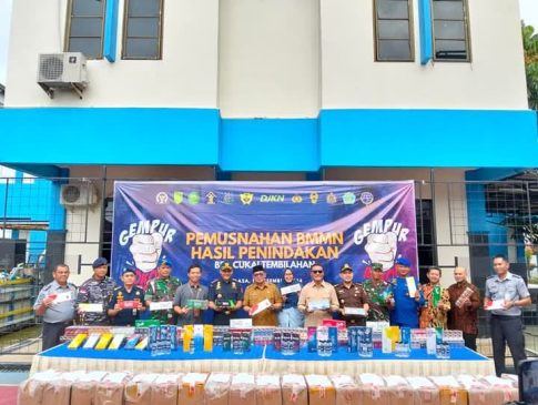 Bea Cukai Tembilahan  Musnahkan Rokok dan Miras Ilegal Senilai Rp 3,8 Miliar