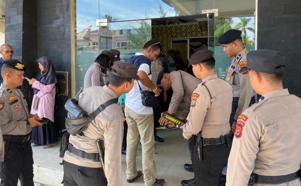 Polres Tapteng Amankan Rapat Pleno Pilkada
