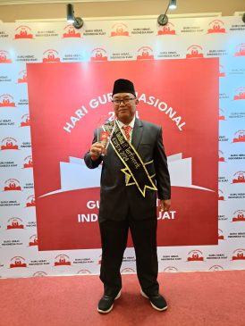 Kepala SMKN 1 Lumut Tapteng Raih Penghargaan Terbaik Tingkat Nasional 