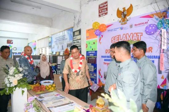 Plt Asisten Pemerintahan dan Kesra Tapteng Hadiri Festival Panen Hasil Belajar PGP