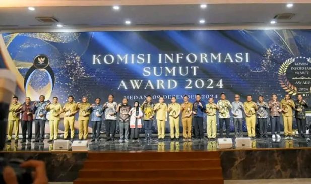 Terkait Keterbukaan Informasi Publik, Kabupaten Tapteng Raih Predikat Award Tahun 2024