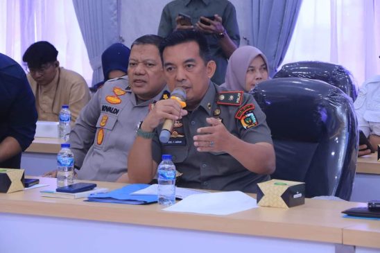 Satpol PP Pekanbaru Awasi Operasional Chromatic Family Karaoke