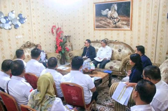 Pj Bupati Tapteng, Pimpin Rapat Evaluasi Penyaluran DAK Fisik Tahap III