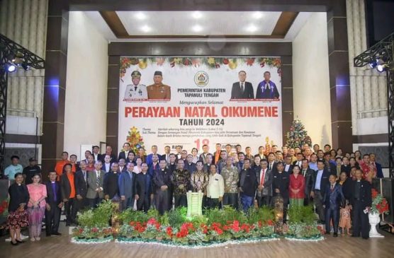Pemkab Tapteng Gelar Perayaan Natal Oikumene