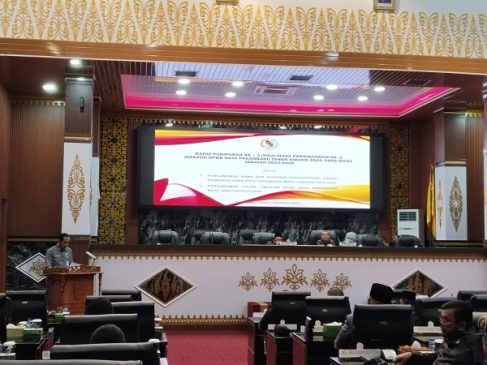Sidang Paripurna Umumkan Tiga Nama Calon Pimpinan DPRD Pekanbaru Definitif