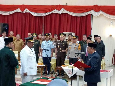Roni Rakhmat Resmi Dilantik Jadi Pj Wali Kota Pekanbaru