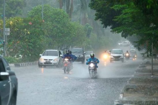 BPBD Riau Ingatkan Masyarakat Tetap Waspada saat Liburan Nataru