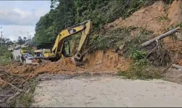 Pemprov Riau Segera Tetapkan Status Siaga Banjir dan Tanah Longsor