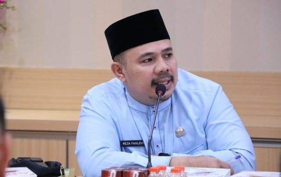 Jasa Pengangkutan Sampah di Pekanbaru Tahun 2025 Hanya Enam Bulan