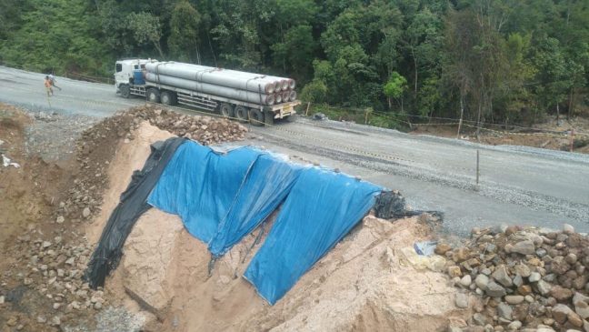 Hujan Deras, Jalan Lintas Riau-Sumbar di Kampar Kembali Longsor