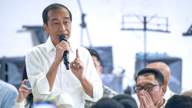 Jokowi Bantah Minta Jabatan 3 Periode