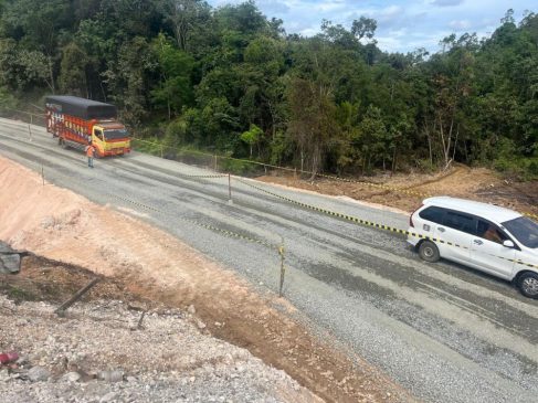 Ujicoba Pembukaan Jalan Lintas Riau-Sumbar Terpantau Lancar
