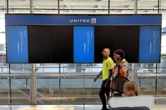 Mayat Ditemukan di Ruang Roda Pesawat United Airlines