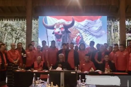 PDI Perjuangan Resmi Pecat Jokowi