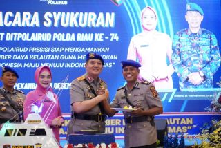 HUT ke-74, Kapolda Minta Ditpolairud Polda Riau Jaga Laut
