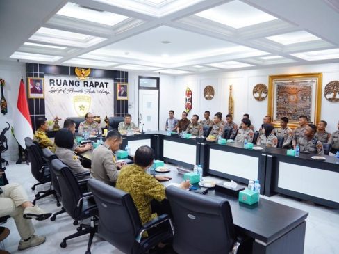 Polisi Disabilitas Berkumpul di Mabes