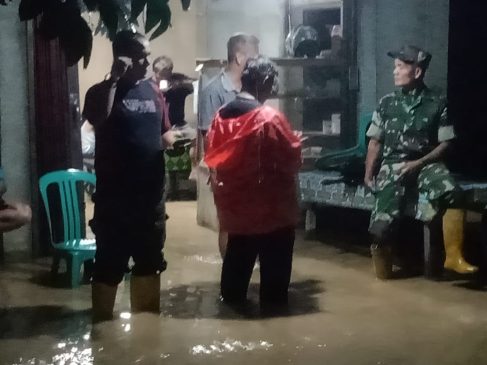 Dihantam Banjir Bandang, Warga Kuansing Sempat Mengungsi