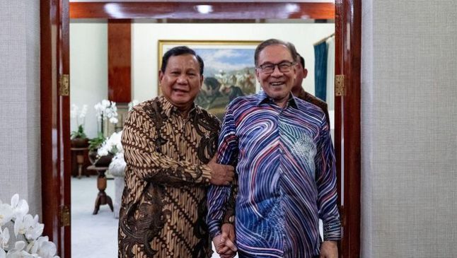 Prabowo Bertemu Anwar Ibrahim di Malaysia