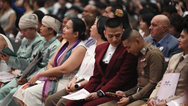 Thailand Gelar Pernikahan 1.700 Pasangan Sesama Jenis