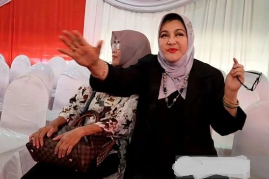 Emilia Contessa Meninggal Dunia