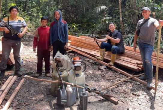 Kapolsek Singingi Hilir Alferdo Bersama Tim Tangkap 7 Pelaku Perambah Kayu Hutan