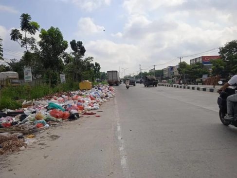 DLHK Pekanbaru Tindak Tegas, Angkutan Mandiri yang Buang Sampah Sembarangan Akan Disita