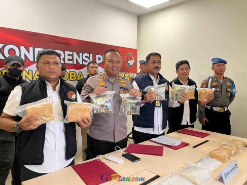 Polda Riau Gagalkan Peredaran 14,32 Kg Sabu di Pekanbaru, Satu Tersangka Ditangkap