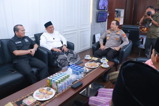Wako Pekanbaru Markarius Jalin Silaturahmi dengan Polresta Pekanbaru