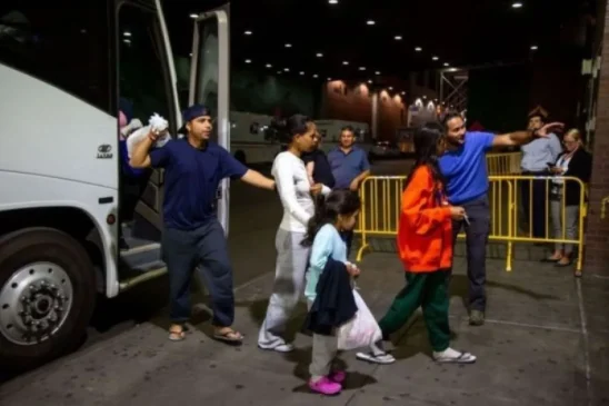 AS Deportasi 200-an Warga India