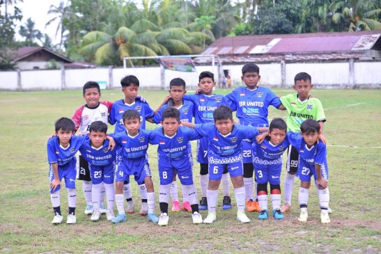 SSB EBR UNITED Siap Menangkan Turnamen Sepakbola UNRI Soccer School