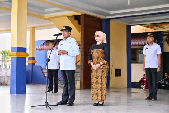 Pj Bupati Tapteng Pimpin Apel Pagi Gabungan Luar Biasa ASN Tapteng