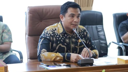 Pj Sekda Pekanbaru, Zulhelmi Arifin. (foto/ades)