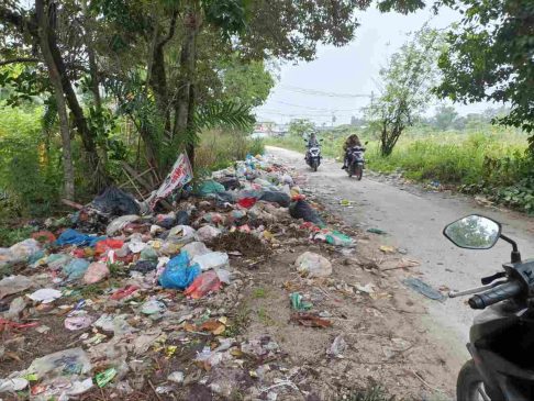 Ancaman Denda tak Mempan, Sampah Tetap Menumpuk di Kubang Jaya