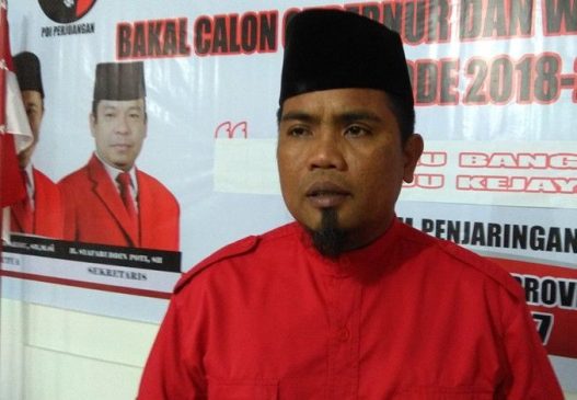 Tegak Lurus dengan Perintah Megawati, Bupati Pelalawan Zukri Tunda Retret ke Magelang