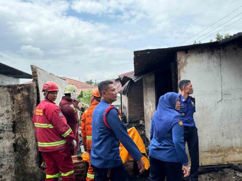 Kebakaran di Tangkerang Utara Pekanbaru, Seorang Pria Ditemukan Tewas di Kamar Belakang