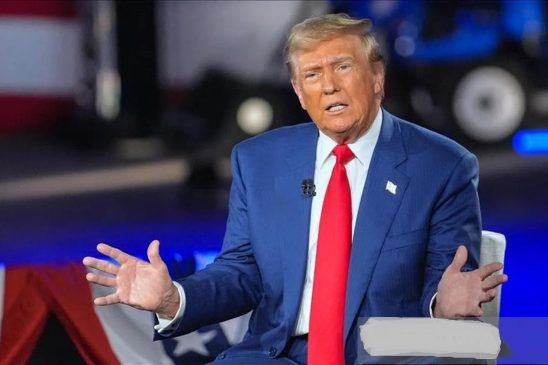 Trump Bahas Penerapan Tarif Baru dengan Pemimpin Meksiko dan Kanada