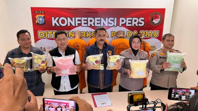 Polda Riau Gagalkan Pengiriman Narkoba ke Palembang