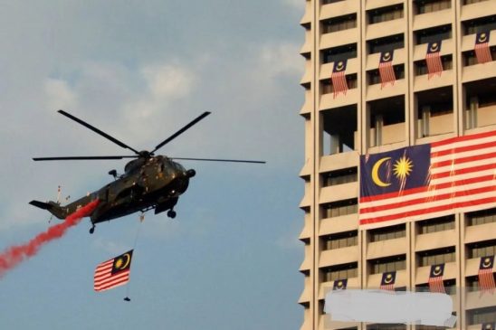 Helikopter Terbakar di Malaysia