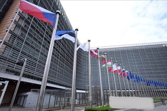 Bisa Kacaukan Upaya Akuntabilitas Global, EU Sesalkan Sanksi AS Terhadap ICC