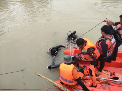 SAR Gabungan Terus Cari Korban, Sopir Truk Ditemukan Meninggal di Kabin