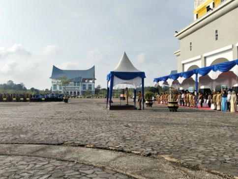 Agung Nugroho Pimpin Apel Perdana di Kantor Walikota