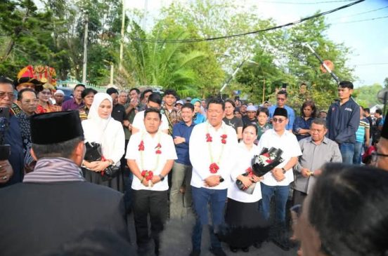 Masyarakat Sibolga Sambut Wali Kota dan Wakil Wali Kota Sibolga dari Kegiatan Retret