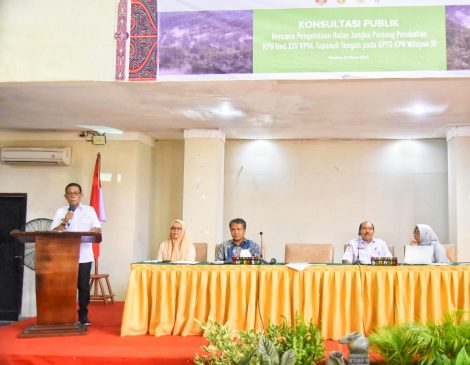 Bupati Tapteng Resmi Buka Kegiatan Konsultasi Publik Serta Penyusunan Rencana Pengelolaan Hutan