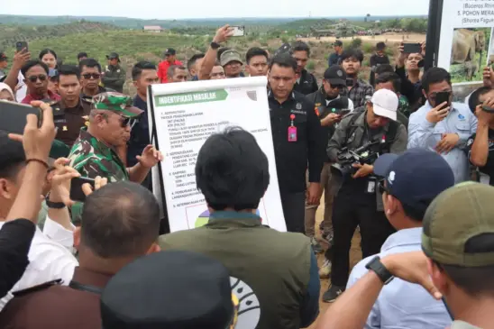Tim Satgas PKH Tertibkan Kawasan Hutan Konservasi TNTN di Riau