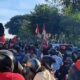 Ribuan Mahasiswa dan Masyarakat Pelalawan Gelar Demo di Depan Kantor Gubernur Riau